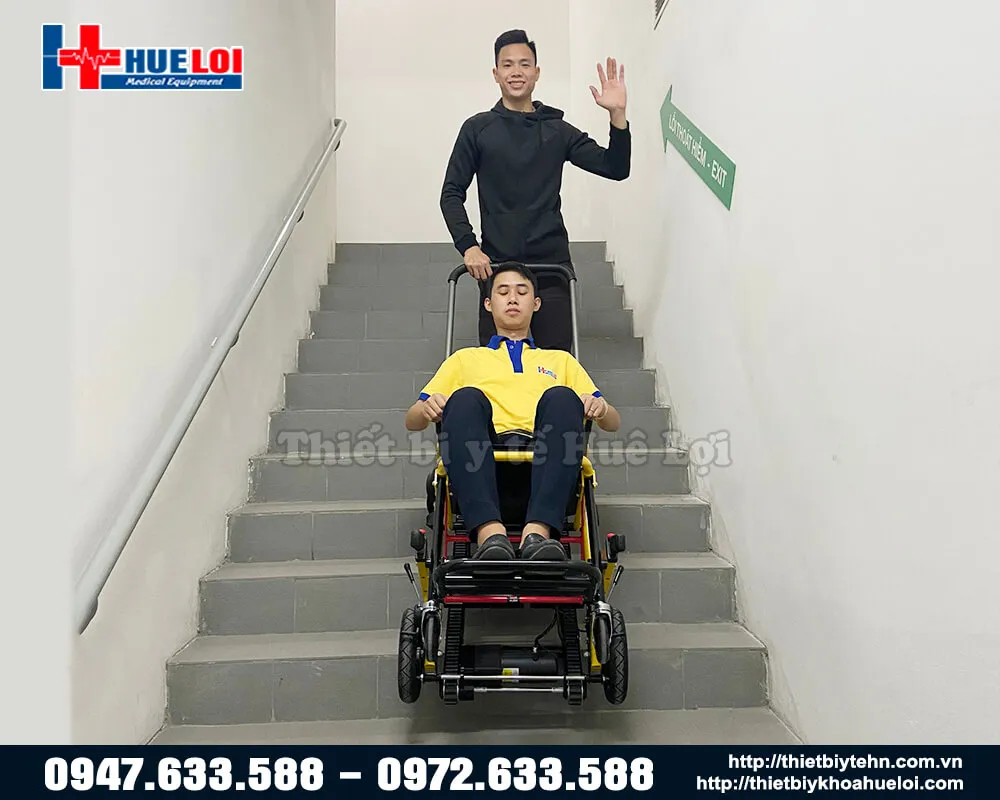 Xe lăn leo cầu thang cao cấp