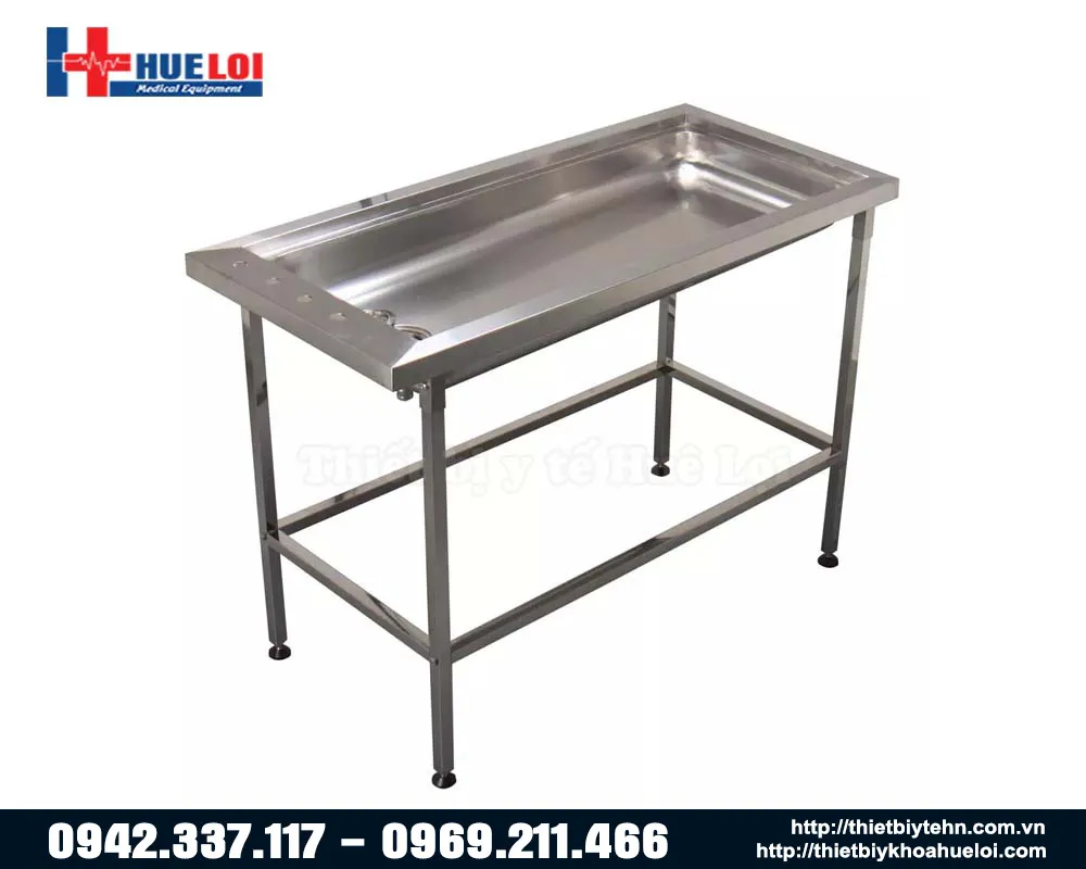 Bàn chuẩn bị thú y cơ bản