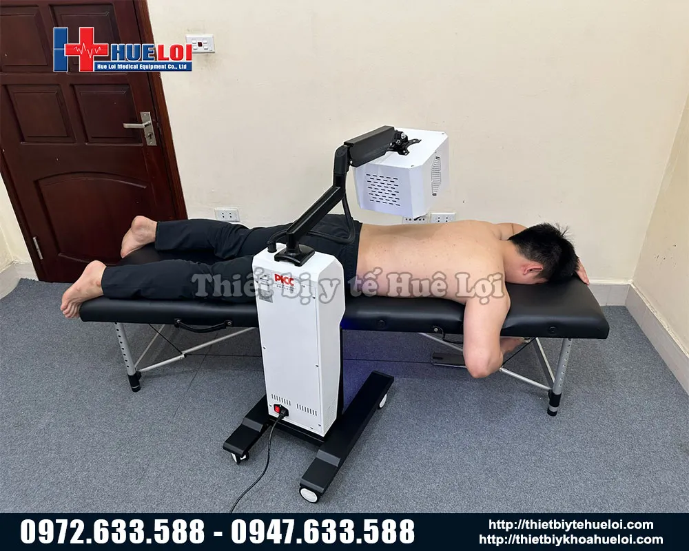 Trị liệu bằng máy chiếu sóng V3