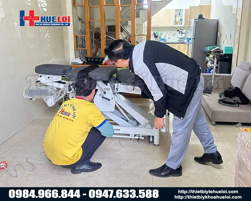 Bàn giao giường nắn chỉnh cột sống toàn thân cao cấp el07 cho phòng khám