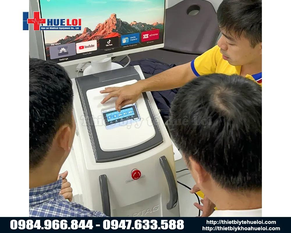 Bàn giao máy điều trị tuyến tiền liệt cao cấp