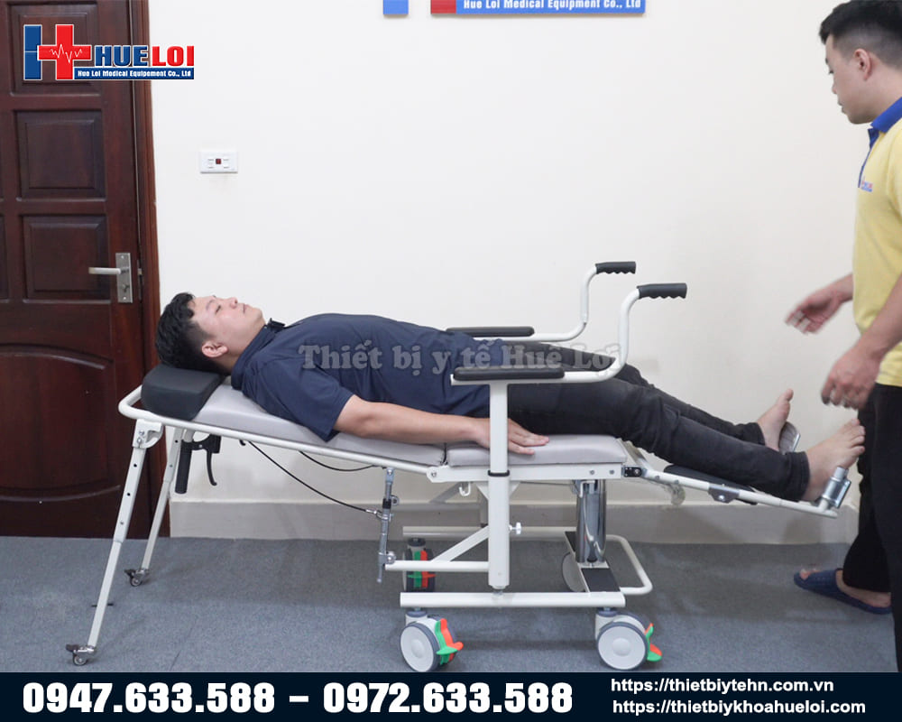 Xe lăn cho người già