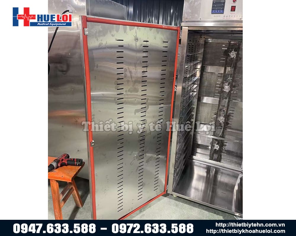 Mặt trong tủ sấy dược liệu 1 cửa 22 tầng giá rẻ